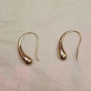 Lightweight sterling silver 925 earrings teardrop style hook pierced ears